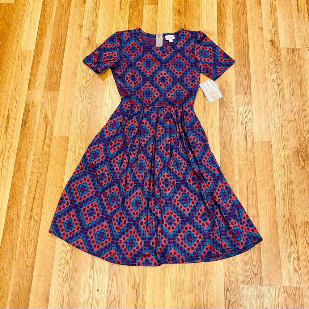 NWT! LuLaRoe Amelia Pocket Dress Size XS